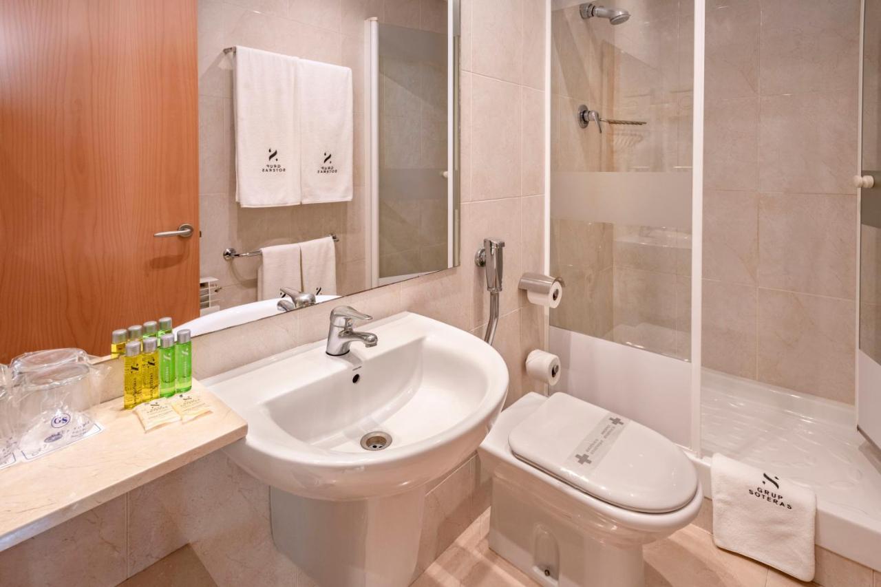 Apartments Playa De 卡斯特尔德费尔斯 外观 照片