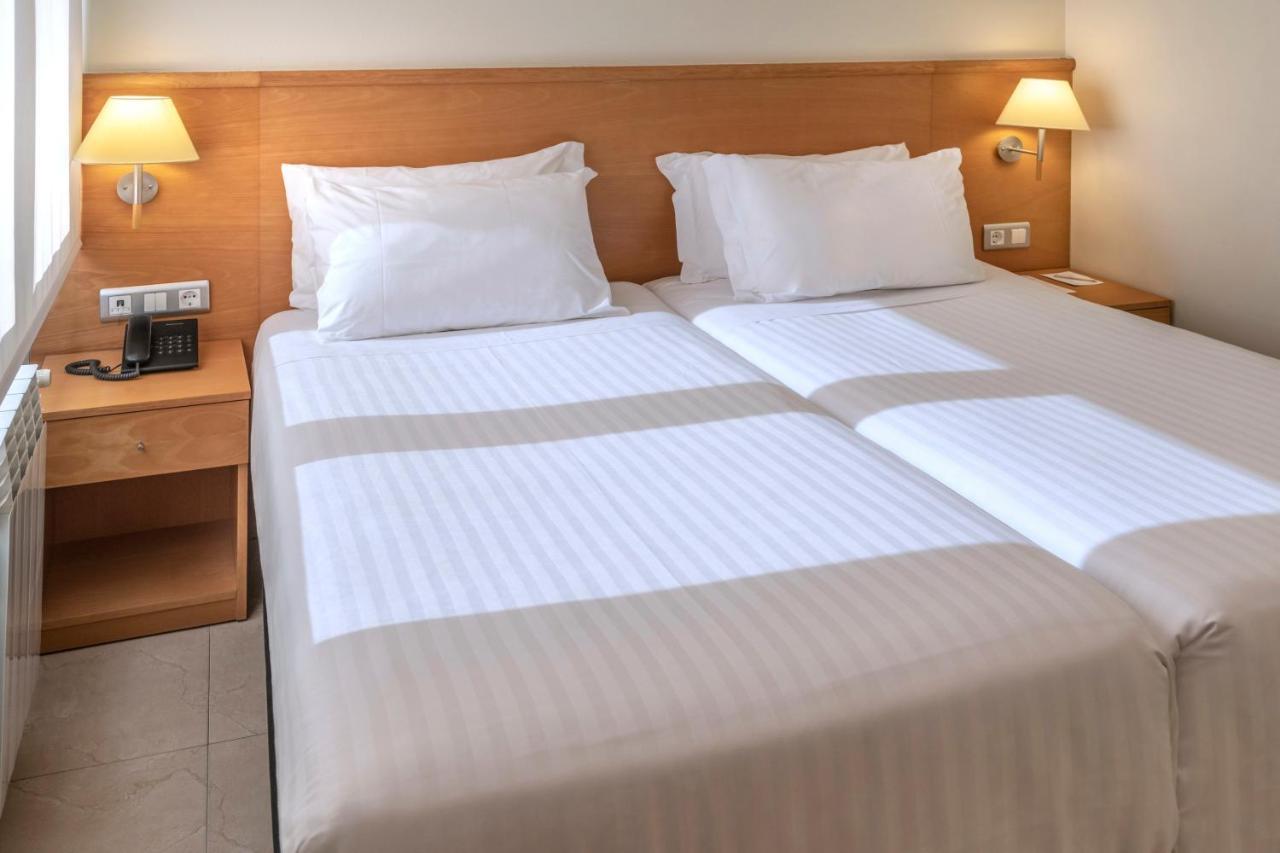 Apartments Playa De 卡斯特尔德费尔斯 外观 照片